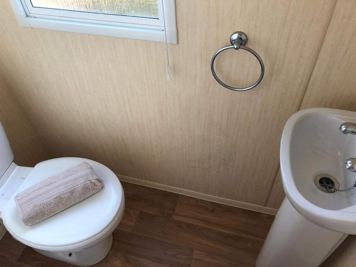 Evans Whitehouse Caravan Towyn Abergele Exterior foto